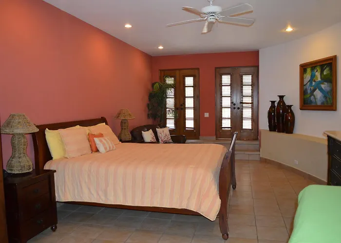 Las Flores Hotel